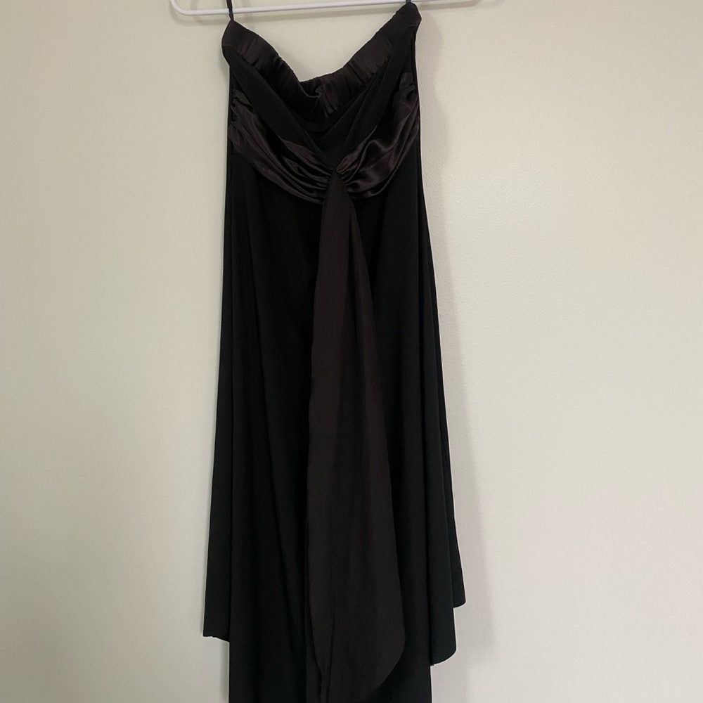 Alyn Paige Black Strapless Dress
